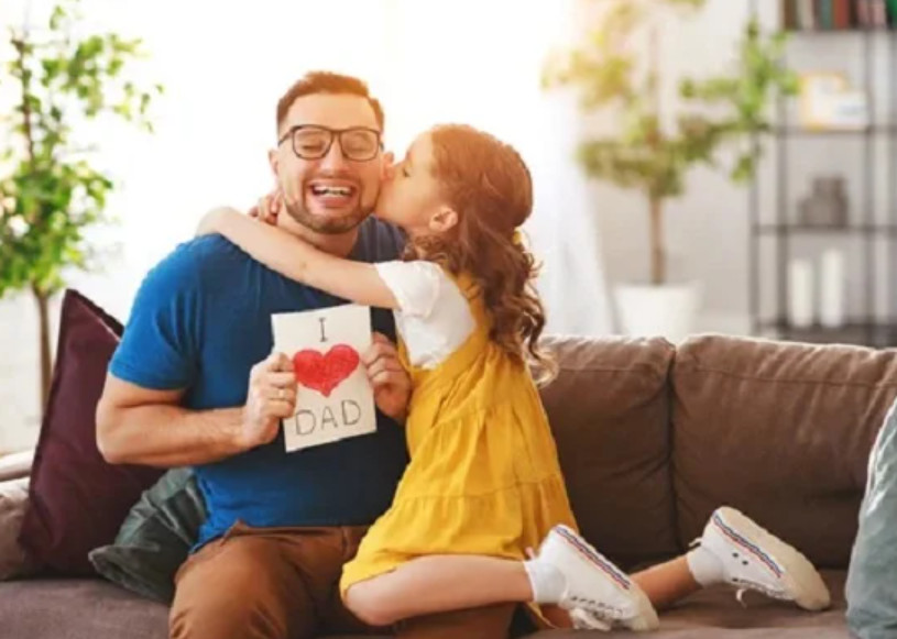 علاقة الأب بابنته